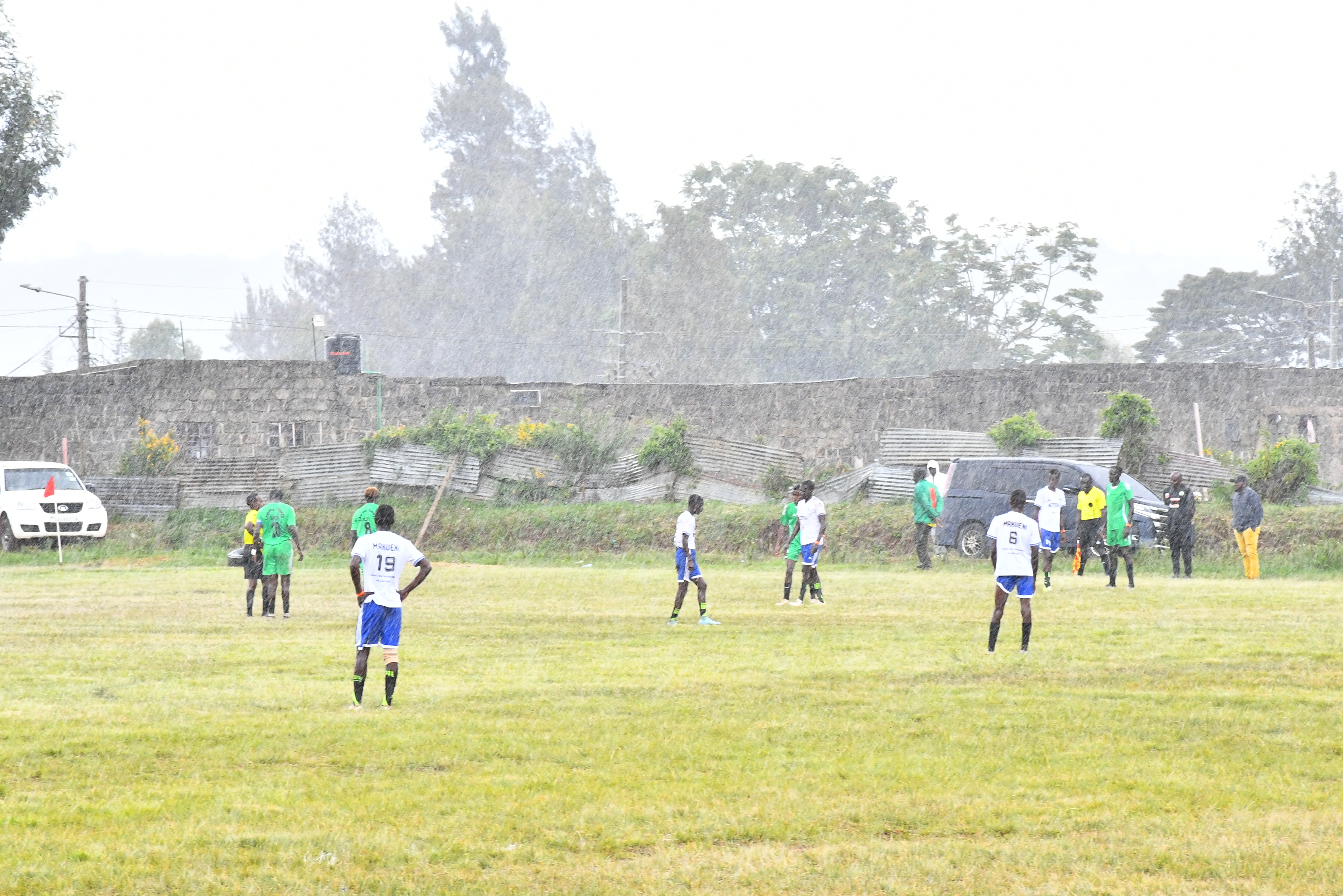 SOCCER MEN