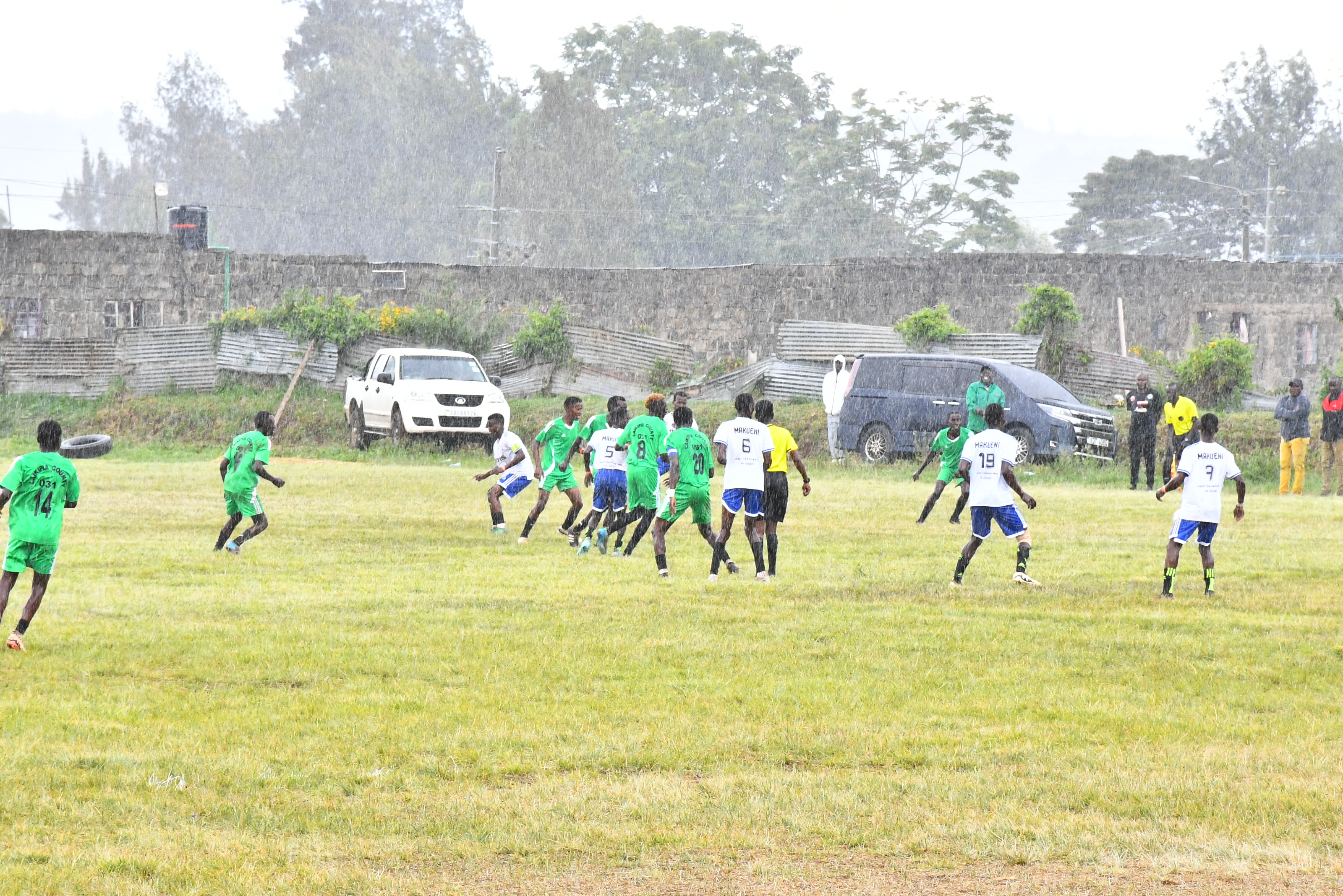 SOCCER MEN