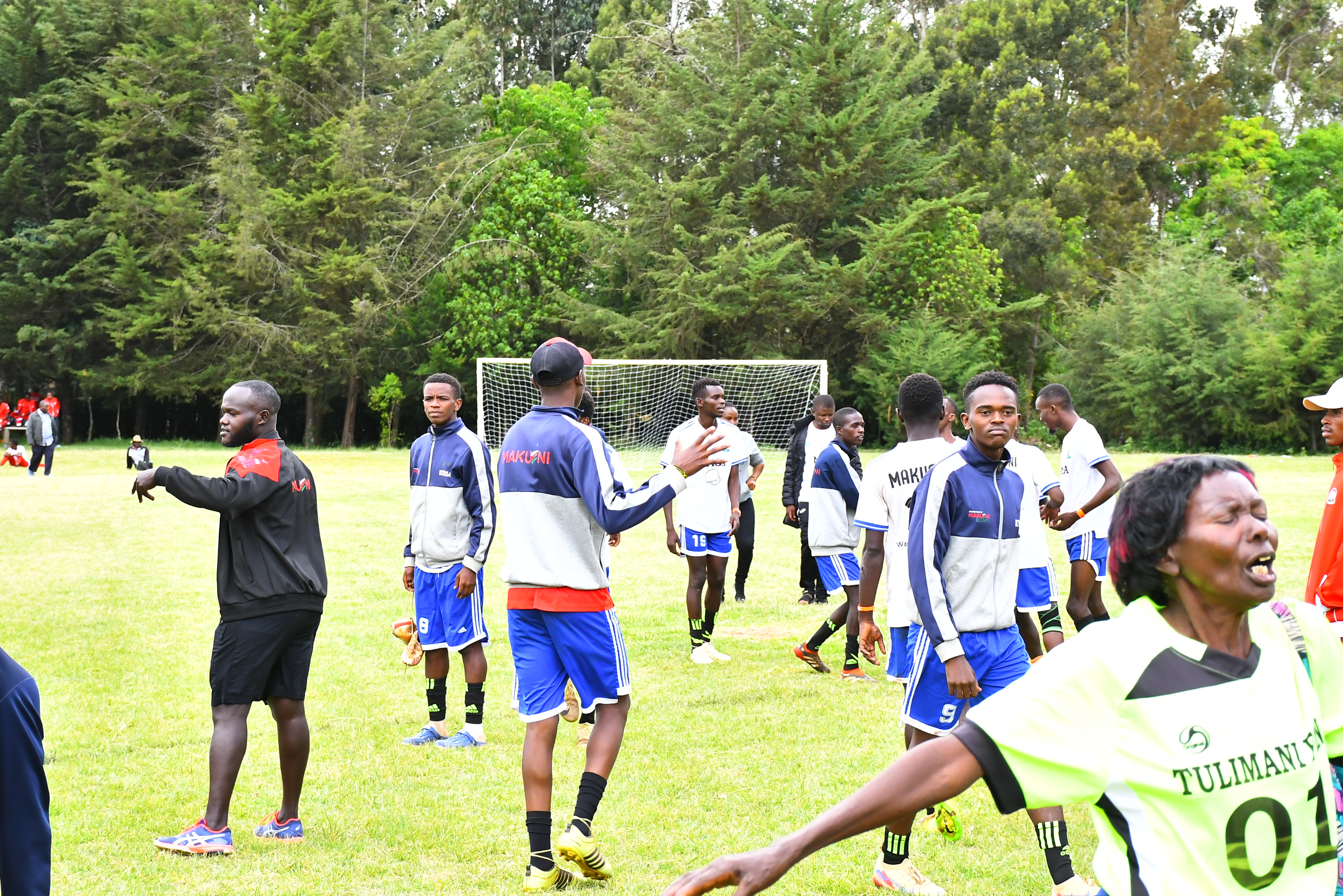 SOCCER MEN