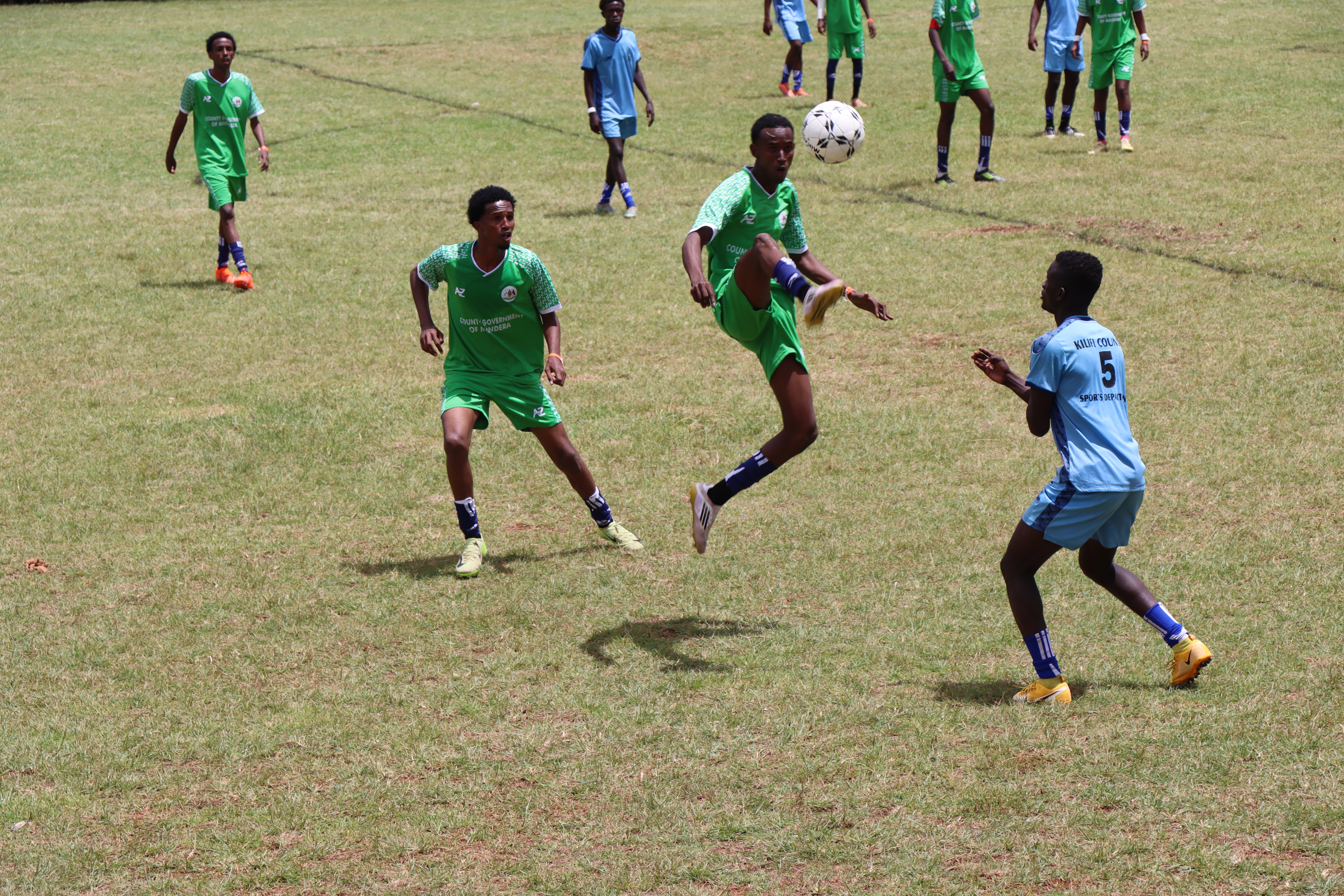 SOCCER MEN