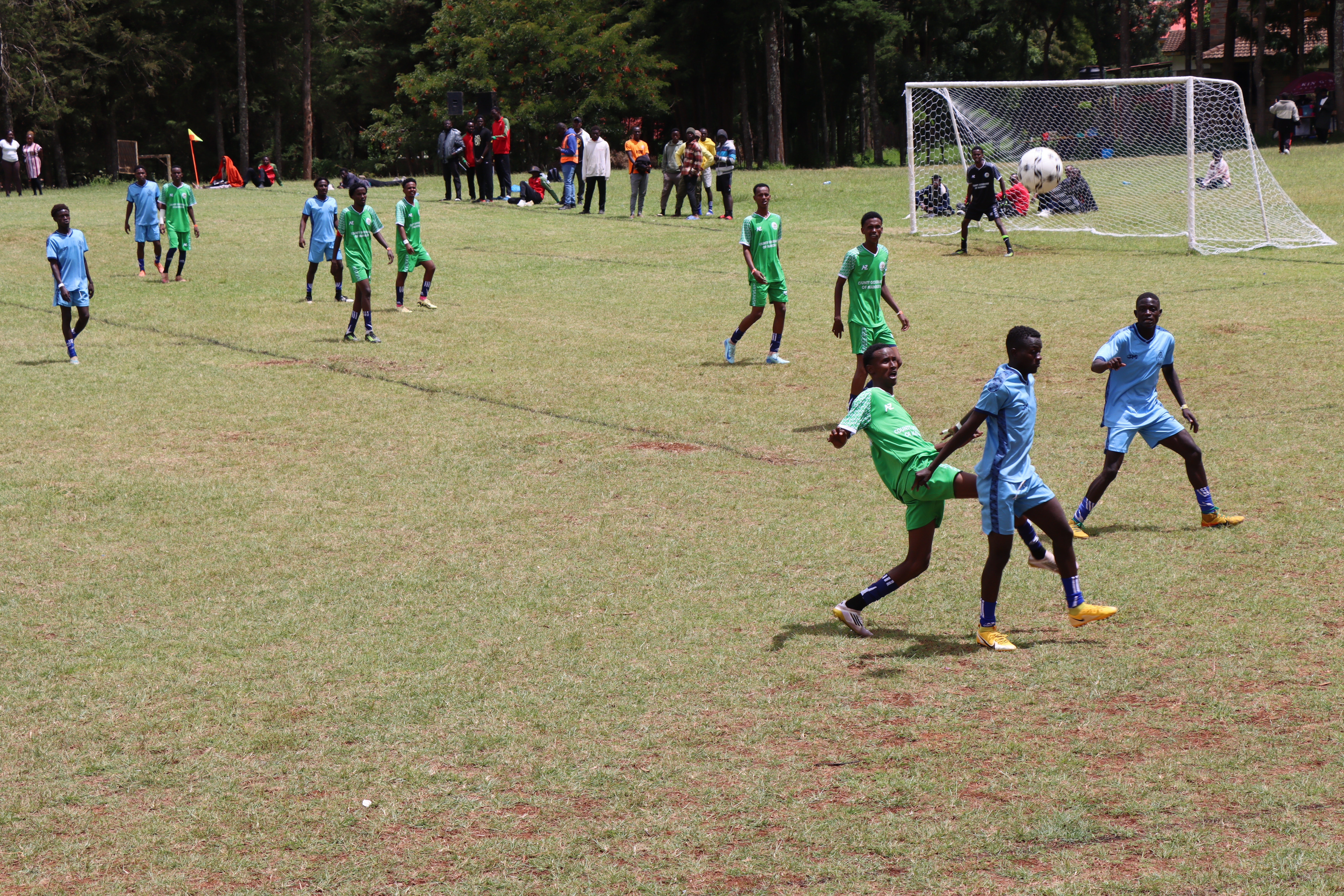 SOCCER MEN